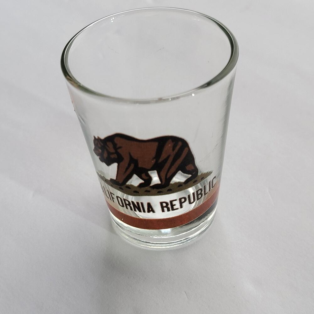 California Republic Shot Glass Unisex Small Clear Glass Decorated Souvenir